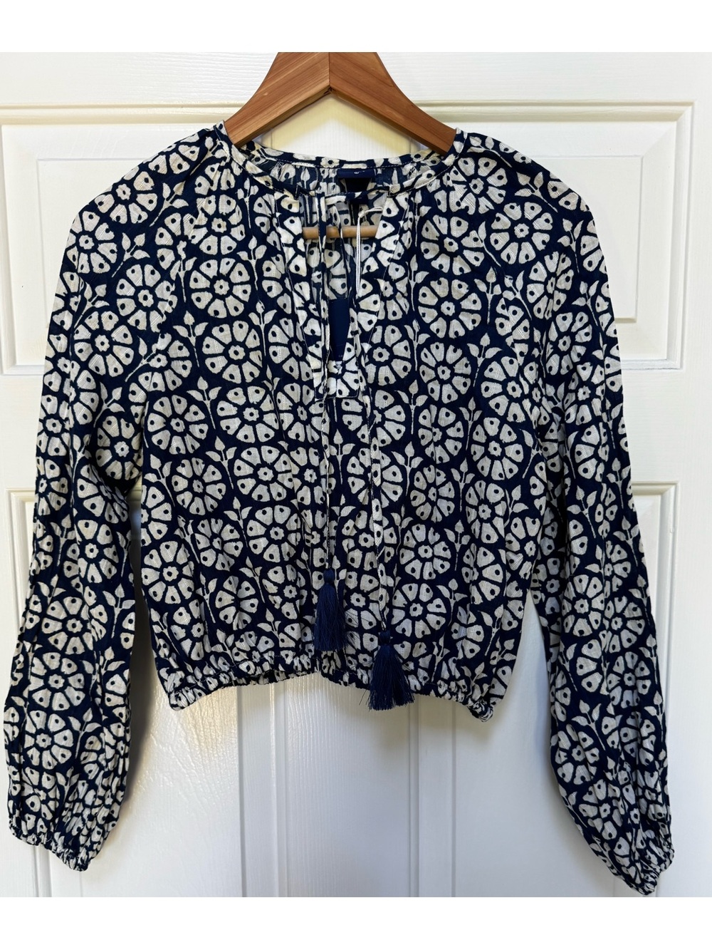 Roller Rabbit X target Navy & Cream Printed floral Tie-Front Top XXS boho style
